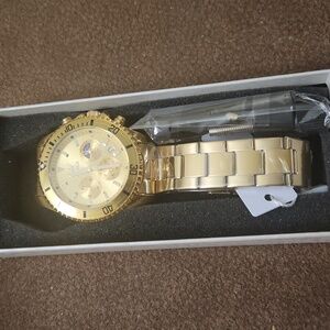 Gold Men's Stainless Steel Chronograph Watch - Unbranded